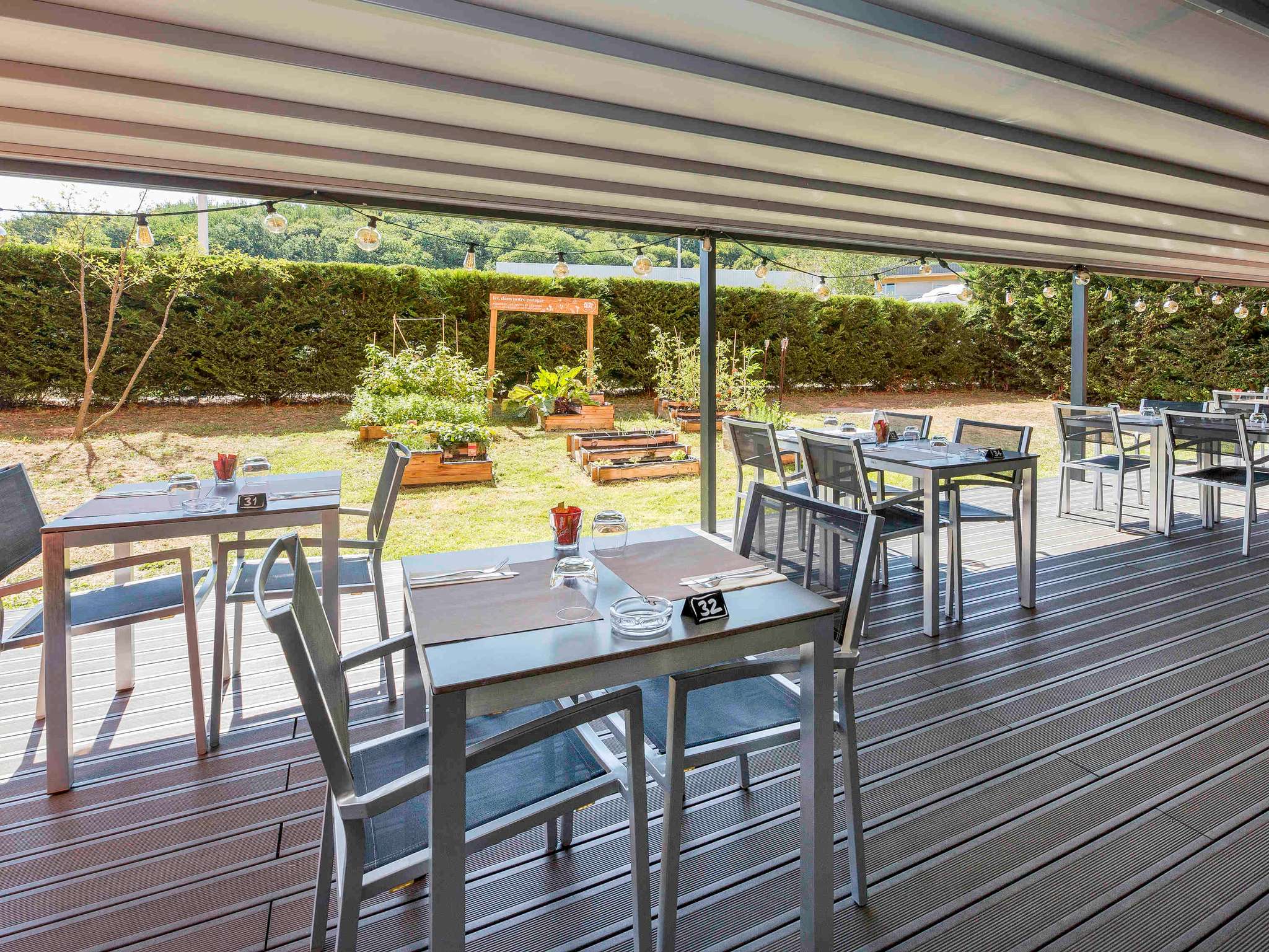 Le 15 Restaurant Chaponnay Restaurants ALL Accor